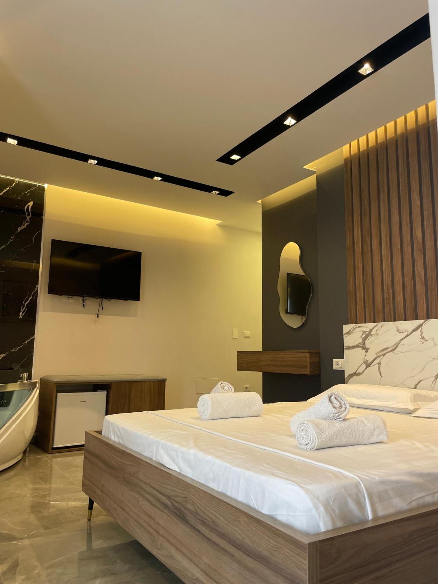 Hotel Qetesia-Te Indriti Velipojë Esterno foto