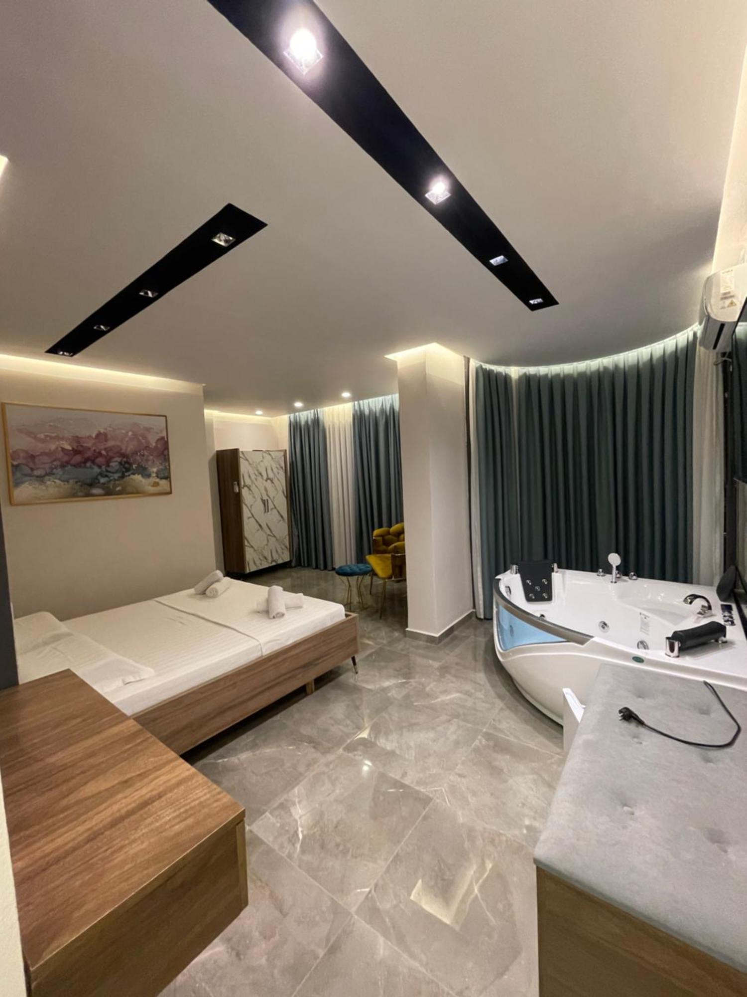 Hotel Qetesia-Te Indriti Velipojë Esterno foto