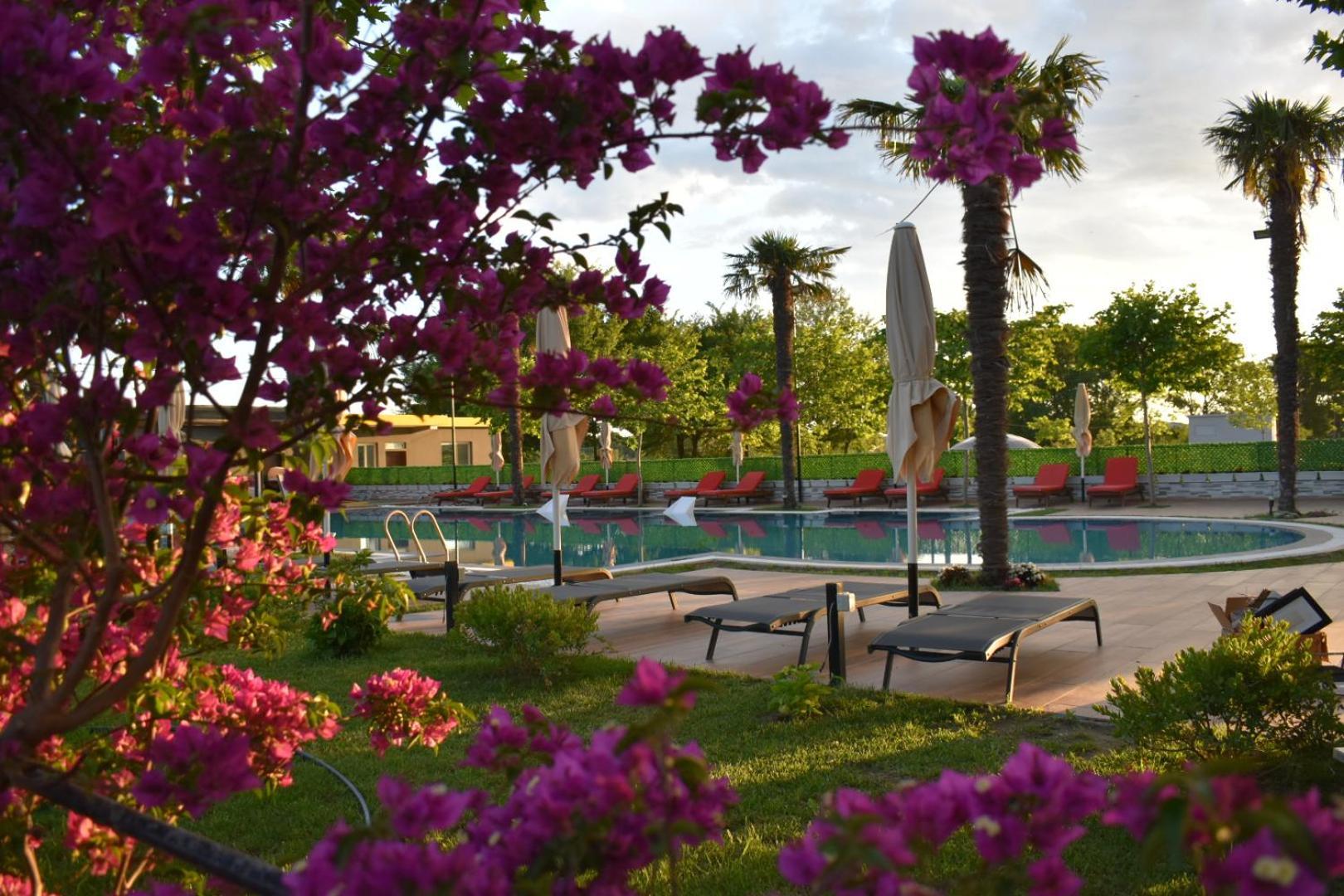 Hotel Qetesia-Te Indriti Velipojë Esterno foto